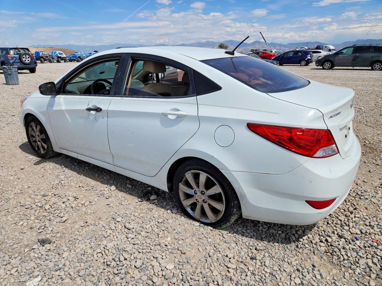 2014 Hyundai Accent Gls - zdjęcie 2