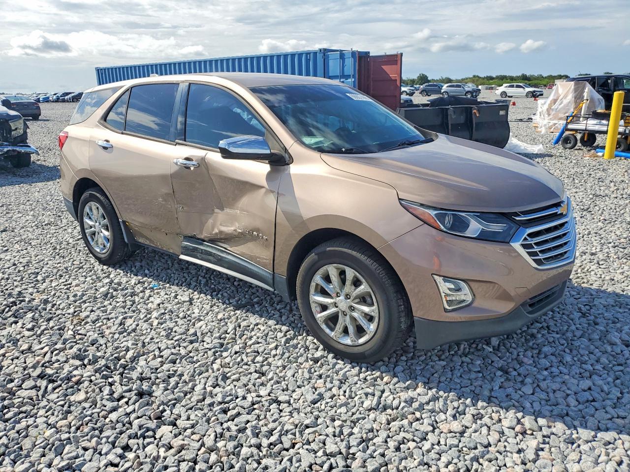 2018 Chevrolet Equinox Ls - zdjęcie 4