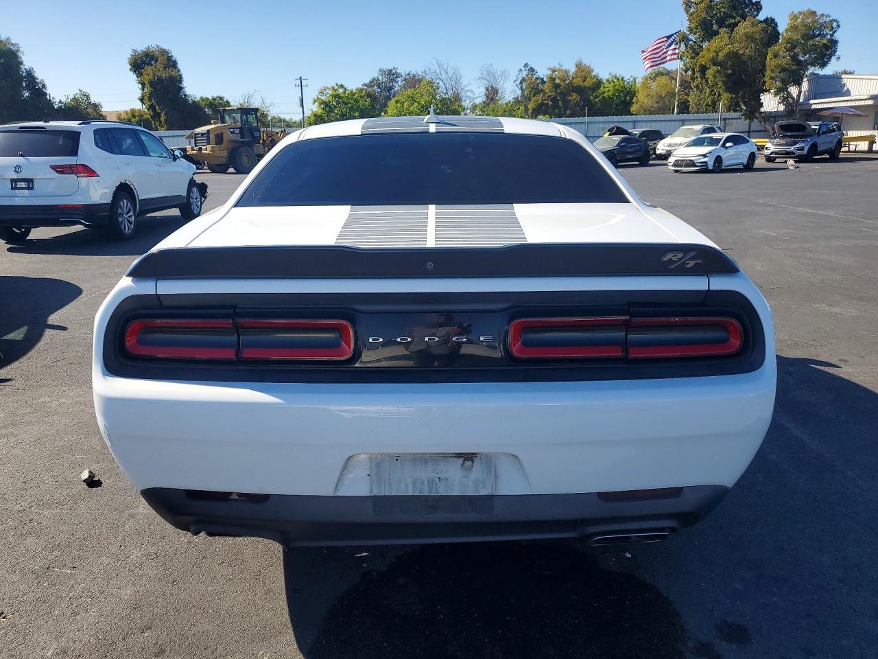 2016 Dodge Challenger R/T - zdjęcie 6