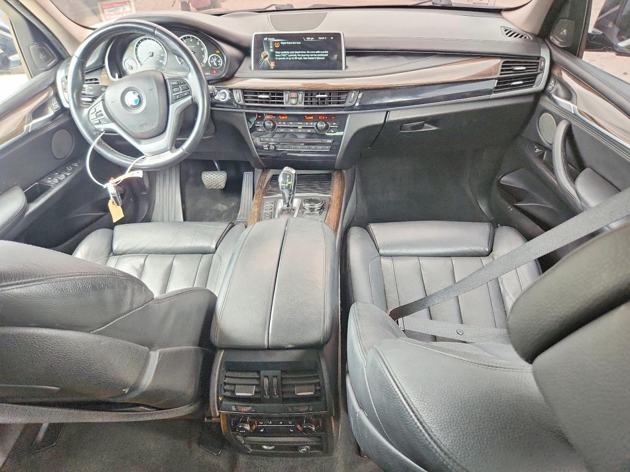 2015 BMW X5 xDrive50I - zdjęcie 8