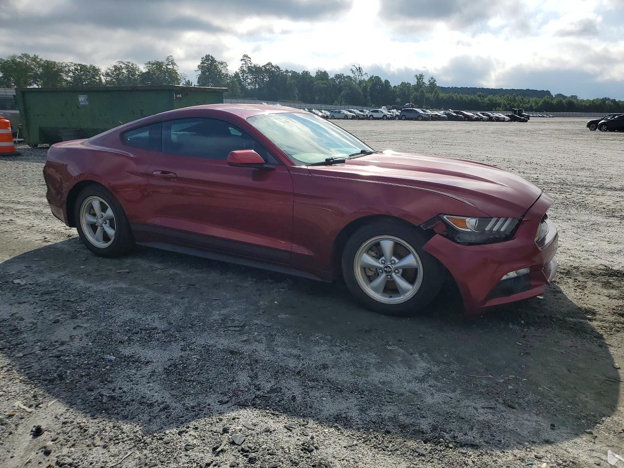 2016 Ford Mustang - zdjęcie 4