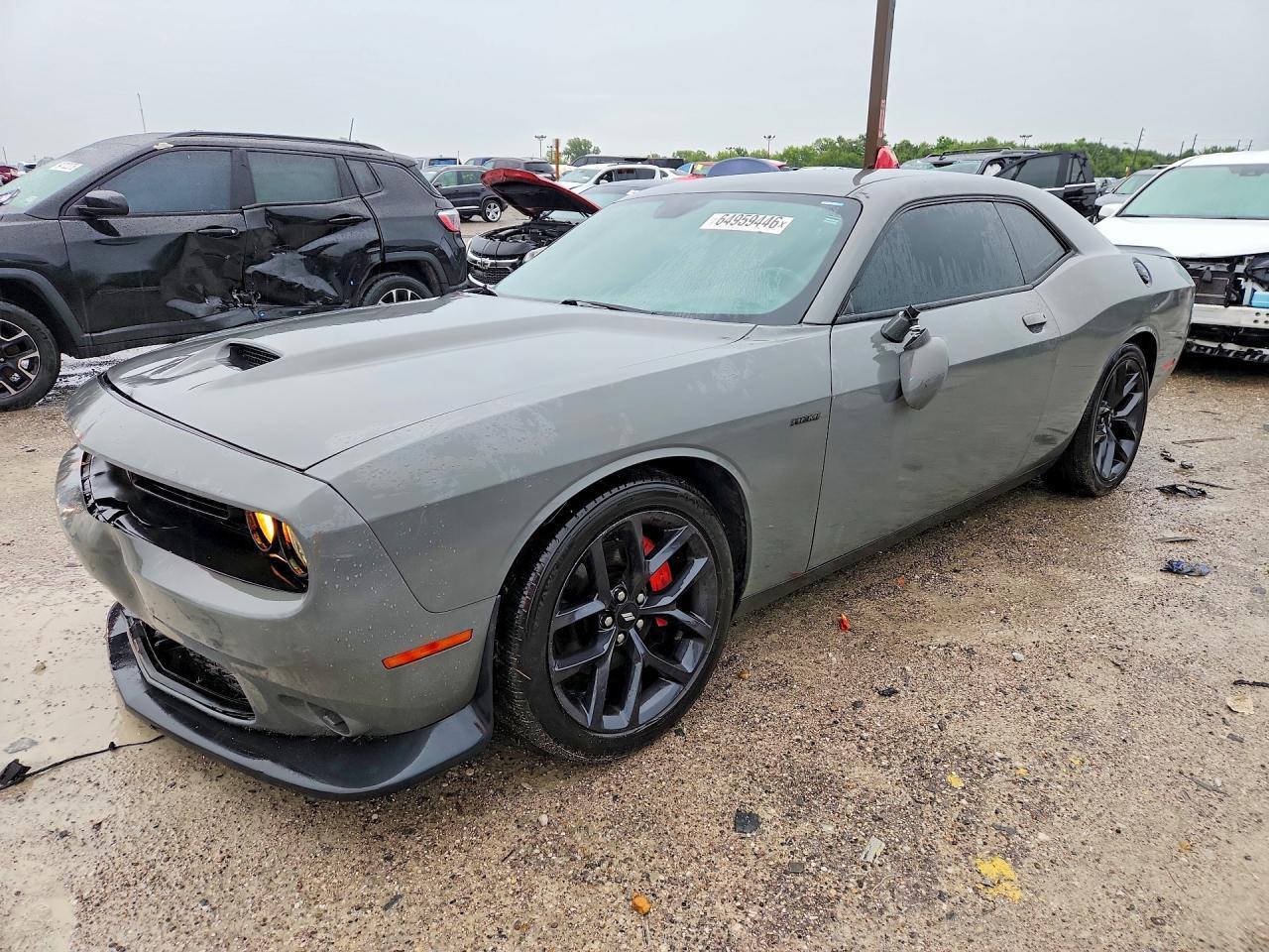 2019 Dodge Challenger R/T - zdjęcie główne