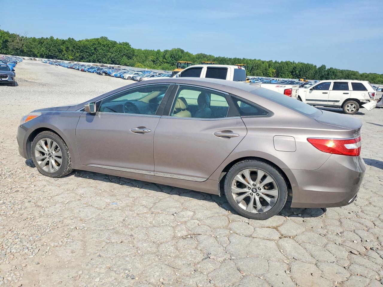 2013 Hyundai Azera Base - zdjęcie 2