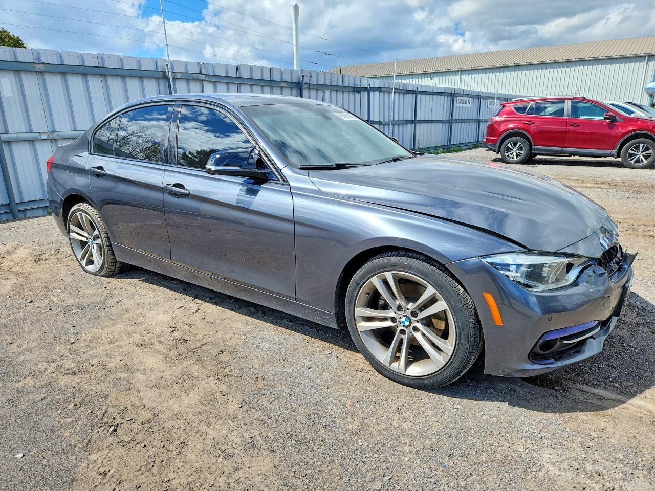 2017 BMW 320 Xi - zdjęcie 4