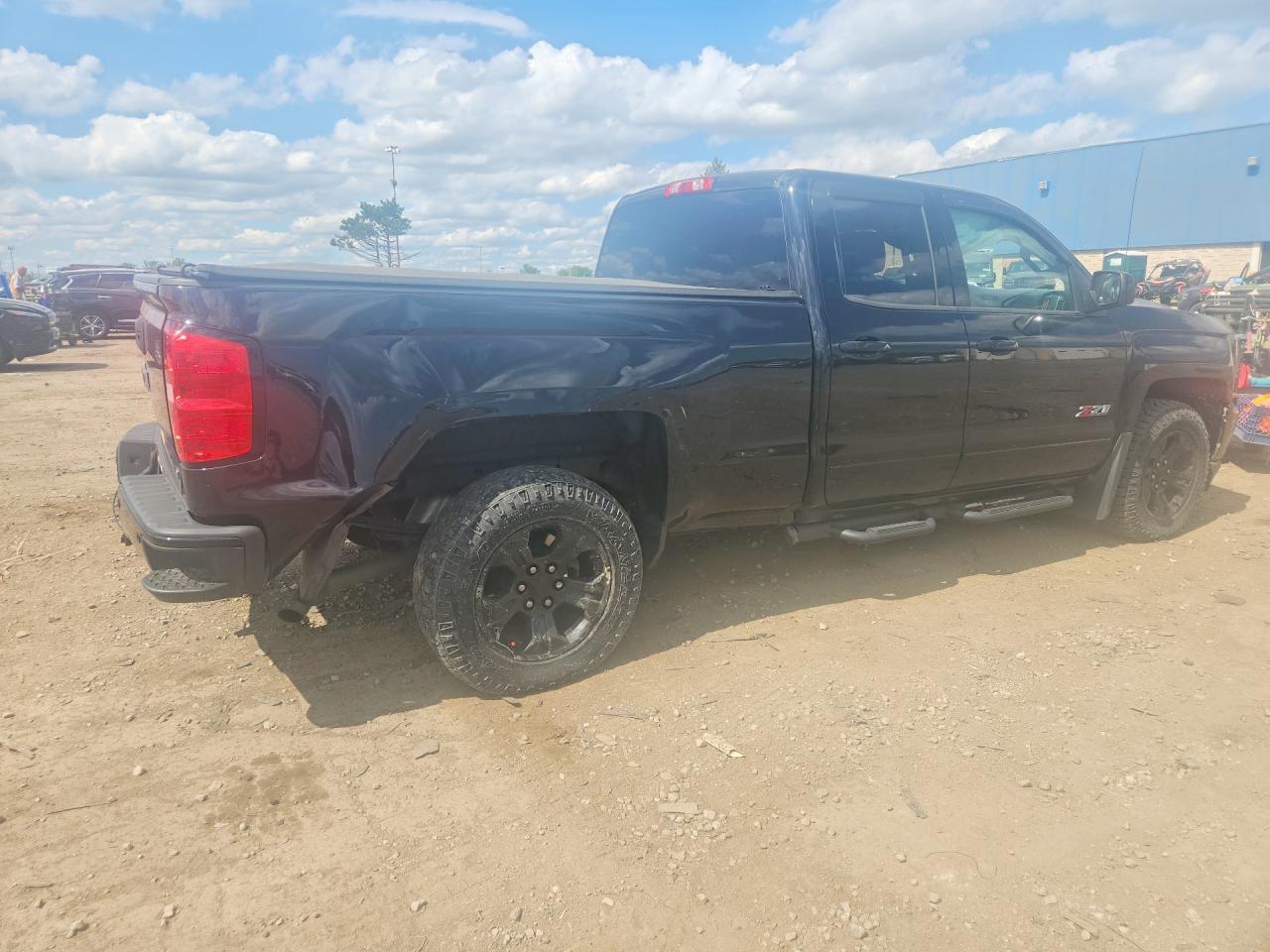 2017 Chevrolet Silverado K1500 Lt - zdjęcie 3
