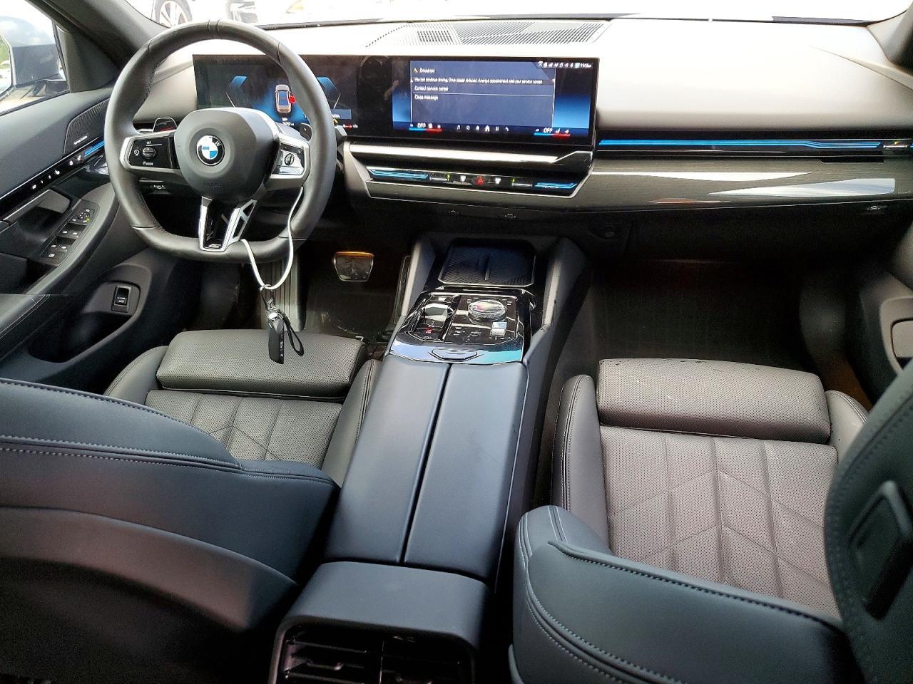 2025 BMW 530 I - zdjęcie 8