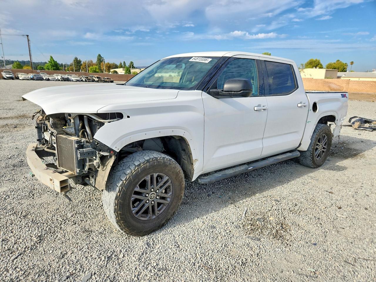 2023 Toyota Tundra Sr5 - zdjęcie główne