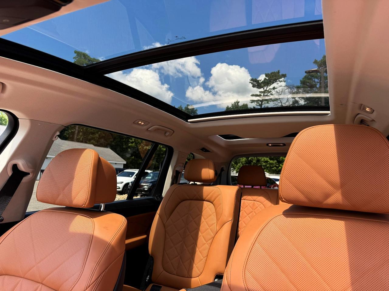 2023 BMW X7 xDrive40I - zdjęcie 8