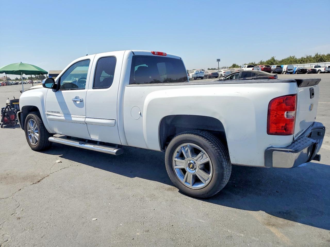 2013 Chevrolet Silverado C1500 Lt - zdjęcie 2