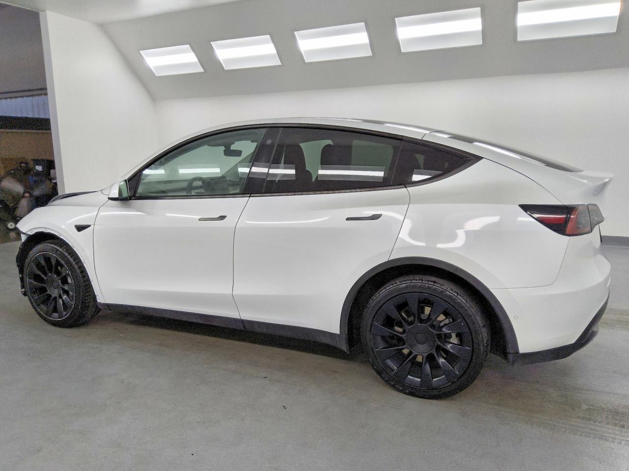 2022 Tesla Model Y - zdjęcie 2