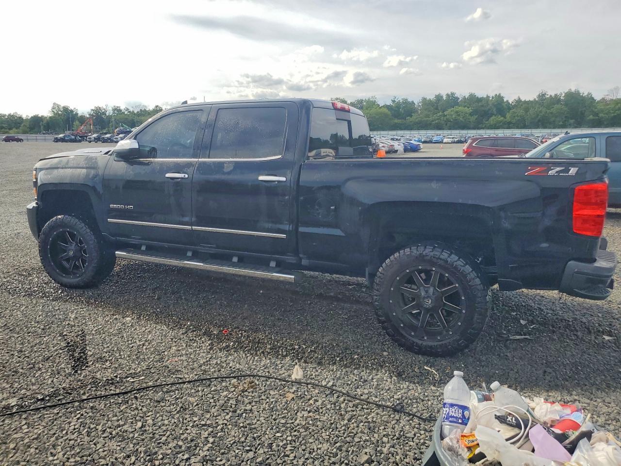 2019 Chevrolet Silverado K2500 Heavy Duty Ltz - zdjęcie 2