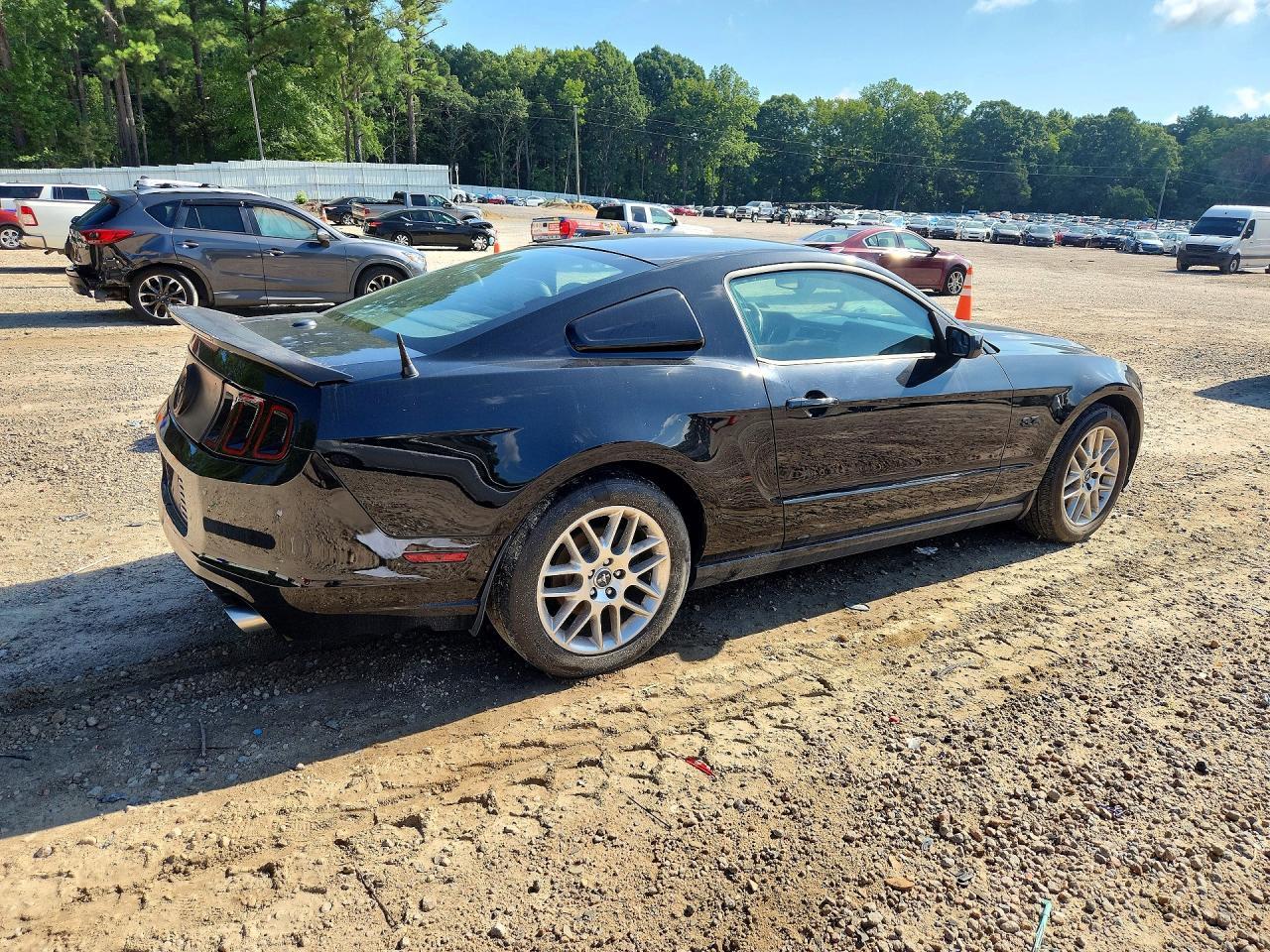 2014 Ford Mustang - zdjęcie 3