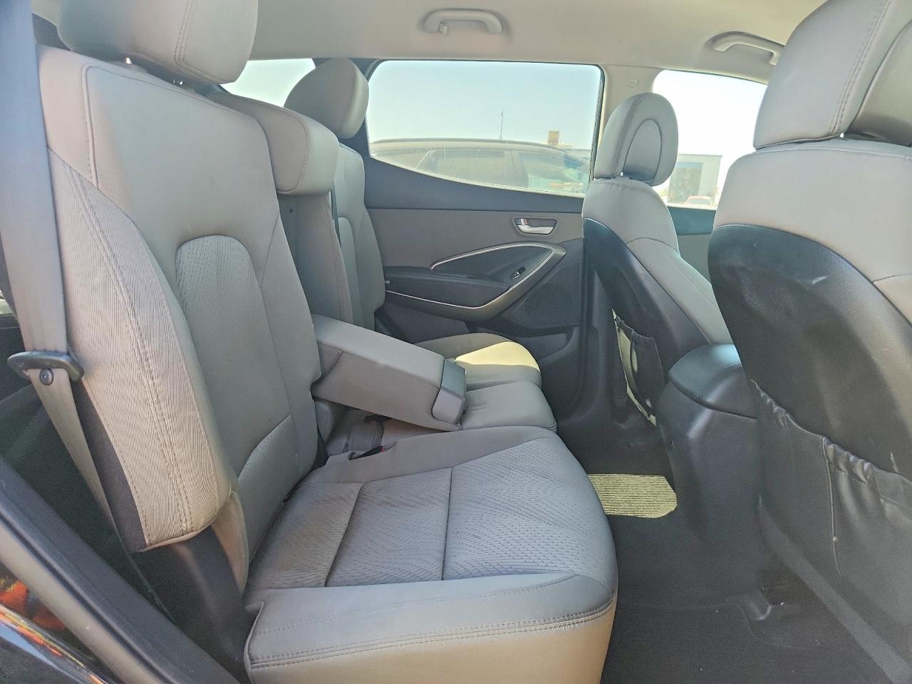 2014 Hyundai Santa Fe Sport 2.4L - zdjęcie 10