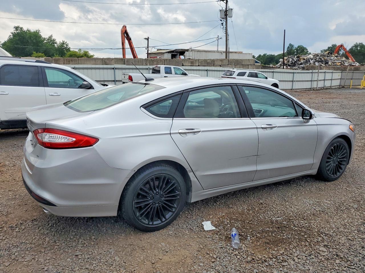 2016 Ford Fusion Se - zdjęcie 3
