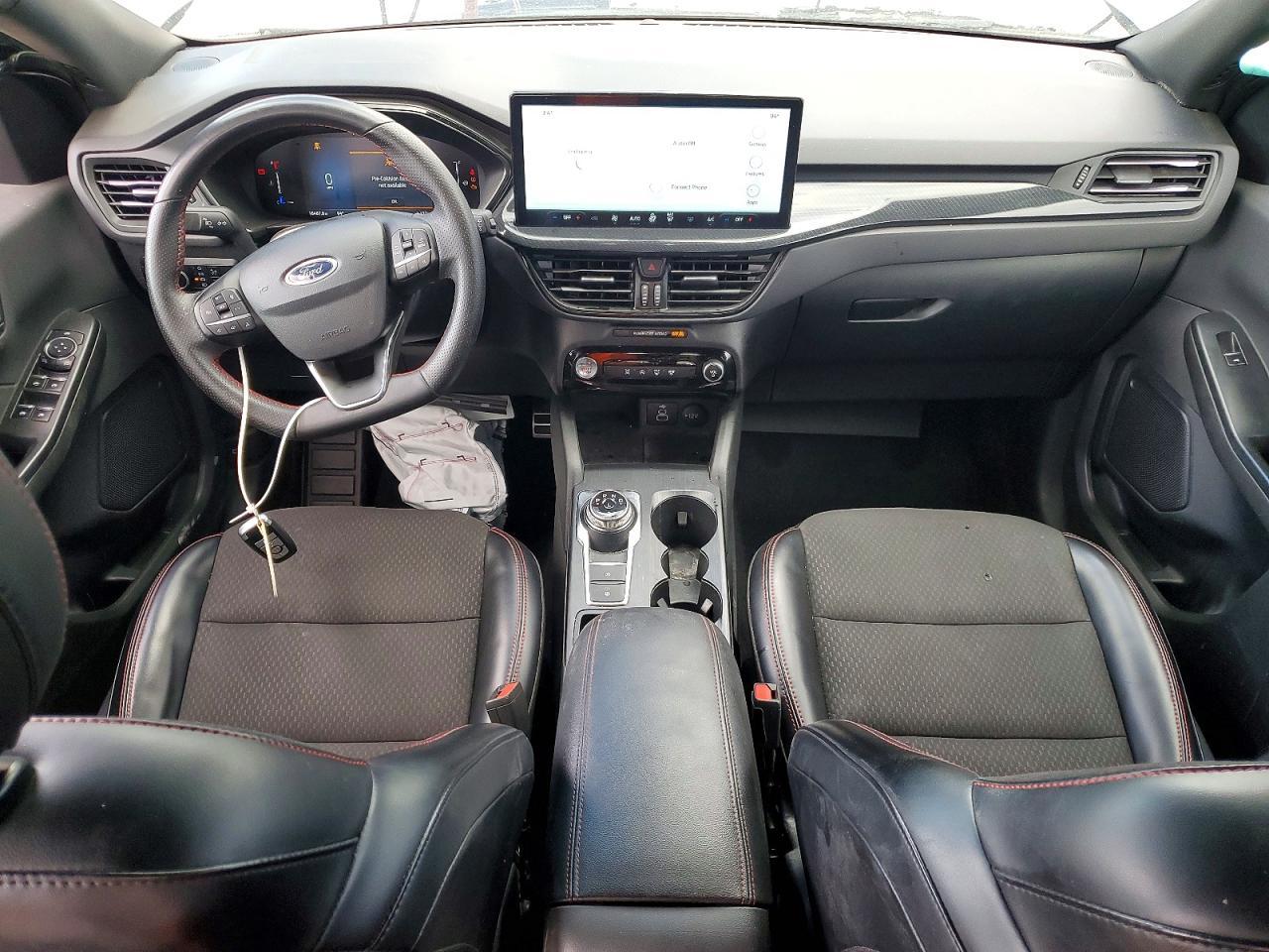2024 Ford Escape St Line - zdjęcie 8