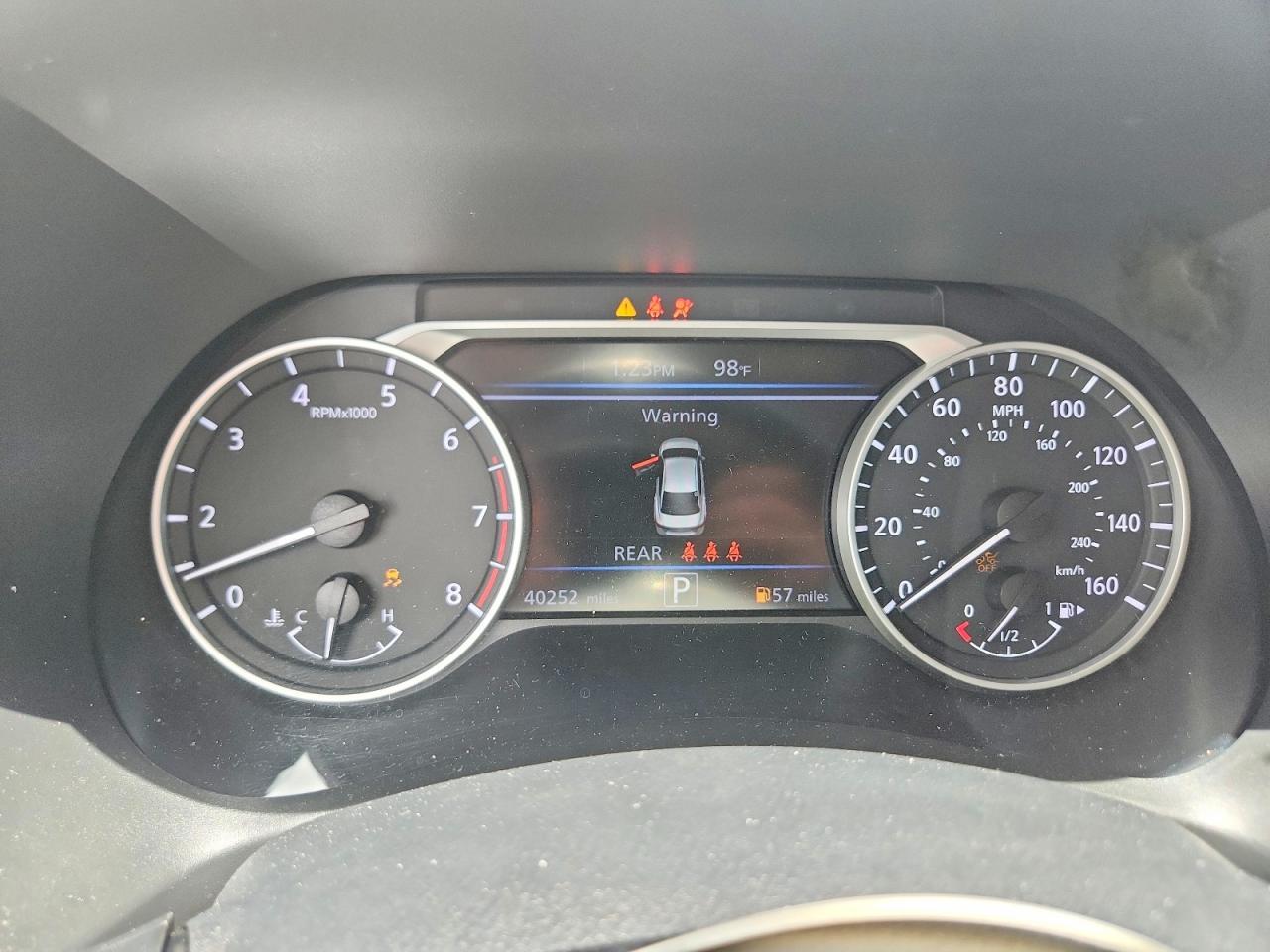 2023 Nissan Sentra Sr - zdjęcie 9
