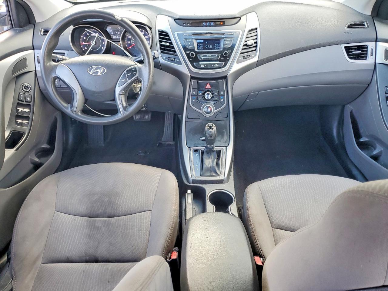 2016 Hyundai Elantra Se - zdjęcie 8