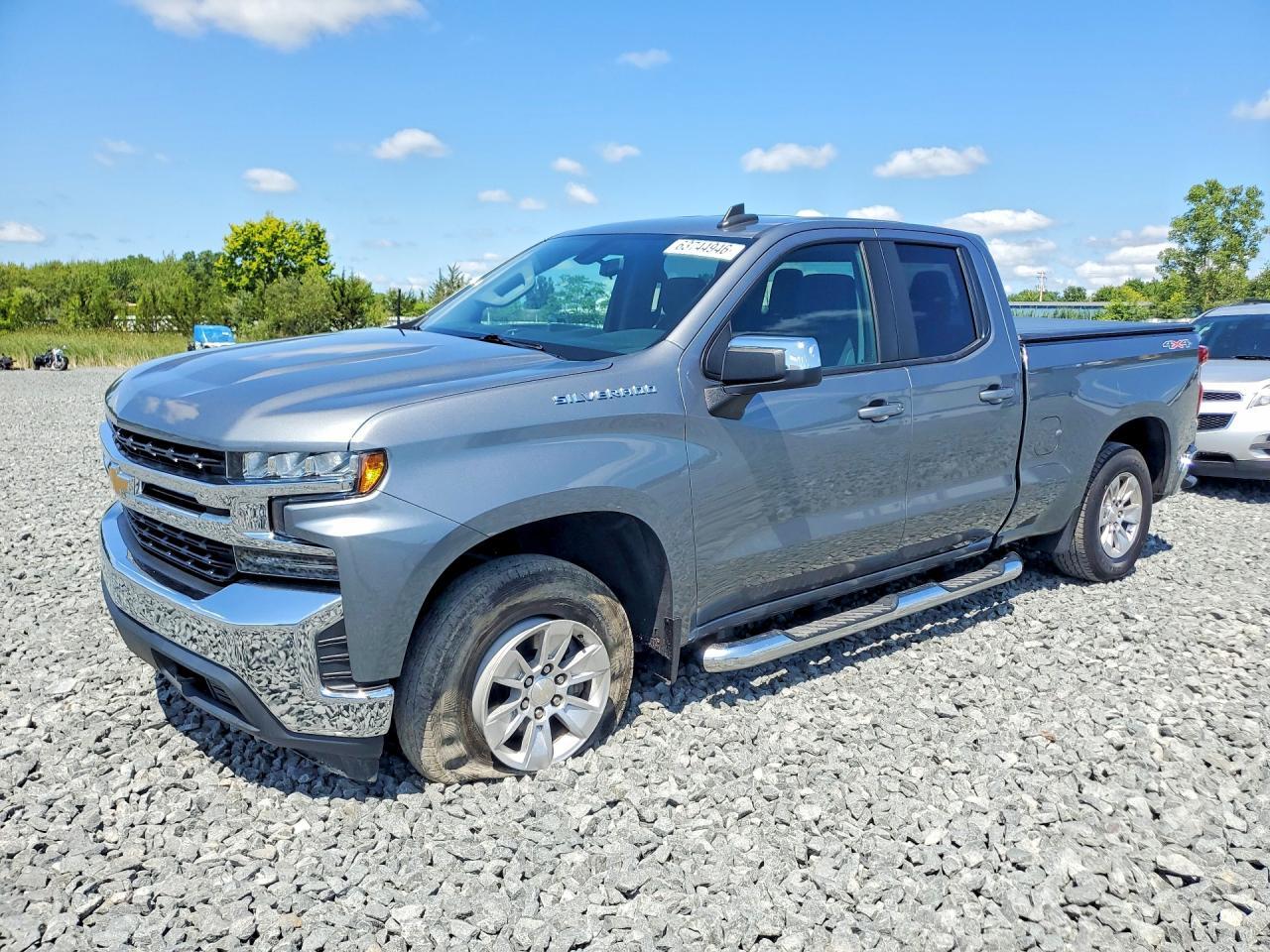 2020 Chevrolet Silverado K1500 Lt - zdjęcie główne