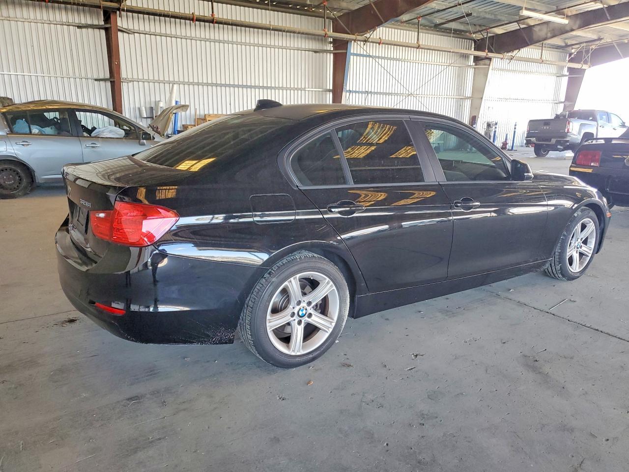 2013 BMW 3-Series 328I 4D Sed - zdjęcie 3