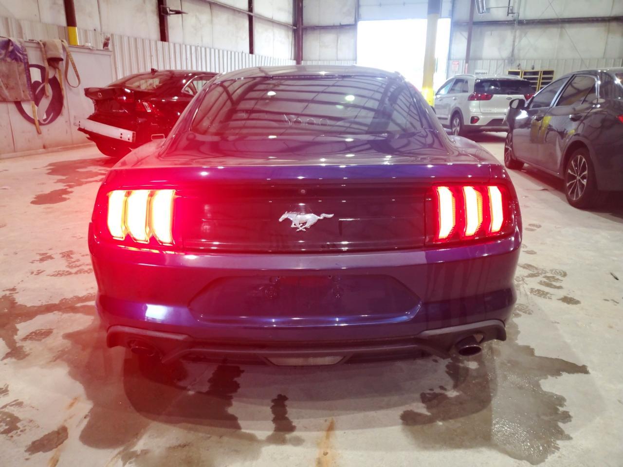 2018 Ford Mustang - zdjęcie 6