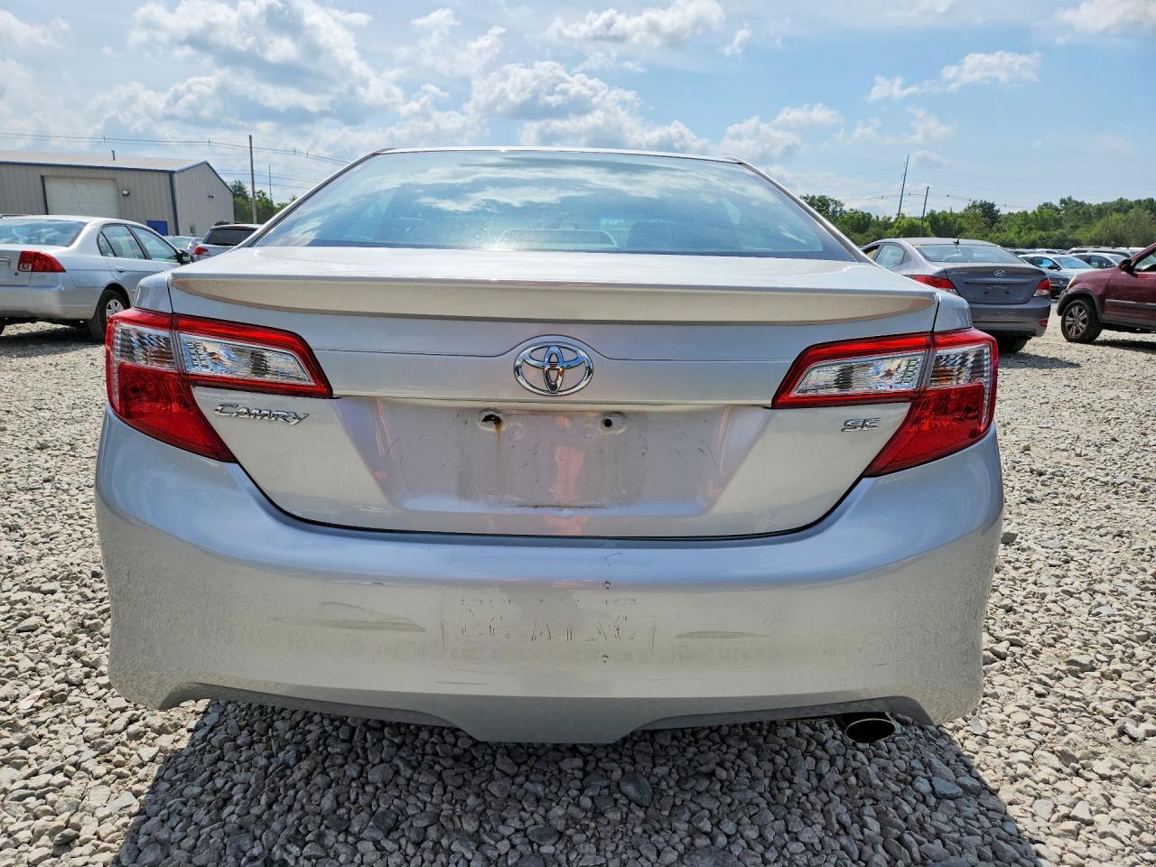2013 Toyota Camry Se - zdjęcie 6