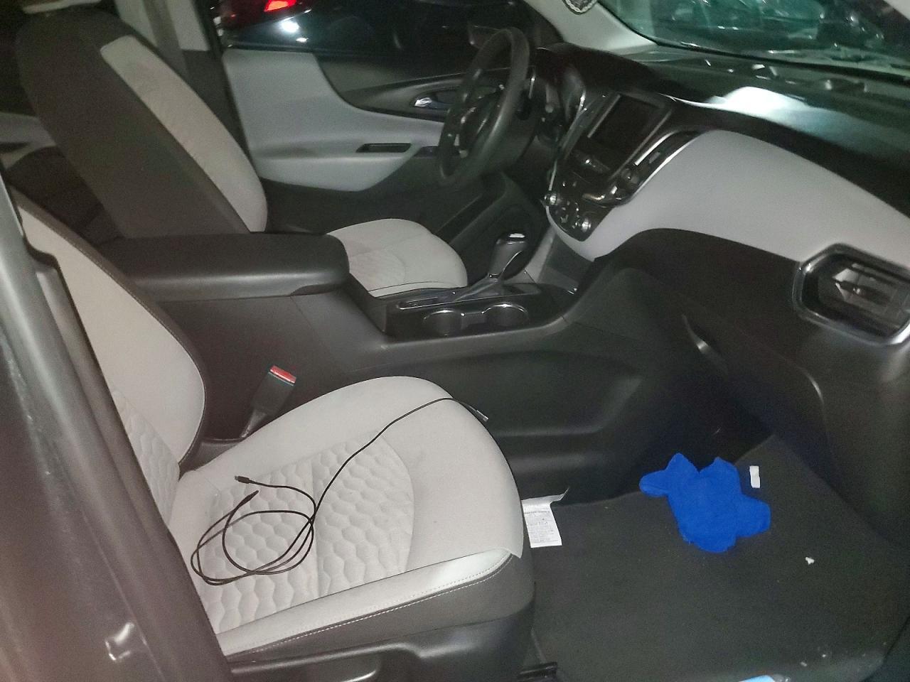 2021 Chevrolet Equinox Ls - zdjęcie 13