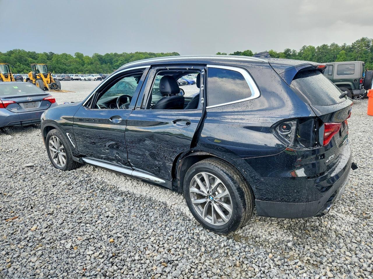 2019 BMW X3 xDrive30I - zdjęcie 2