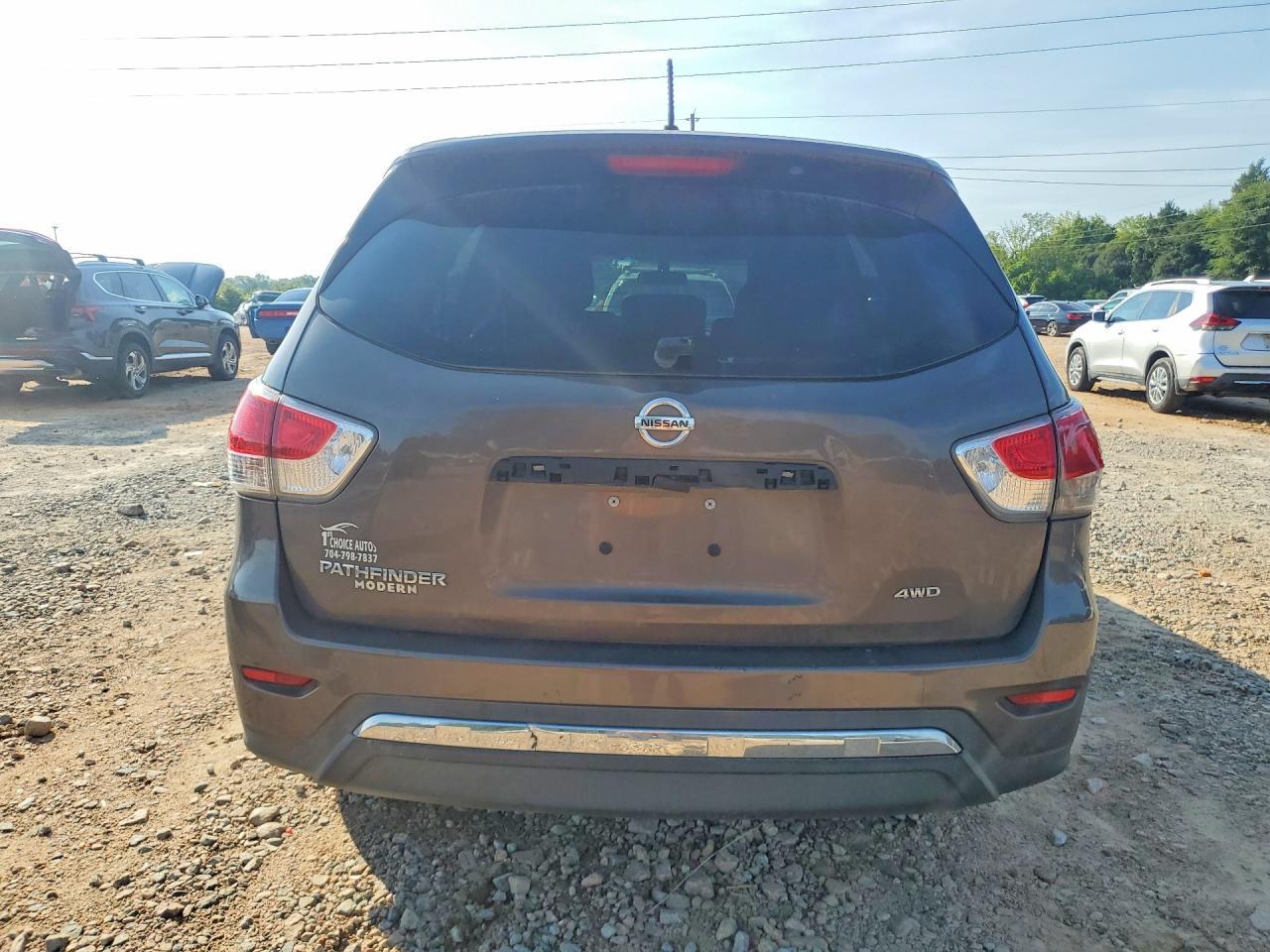 2015 Nissan Pathfinder S - zdjęcie 6
