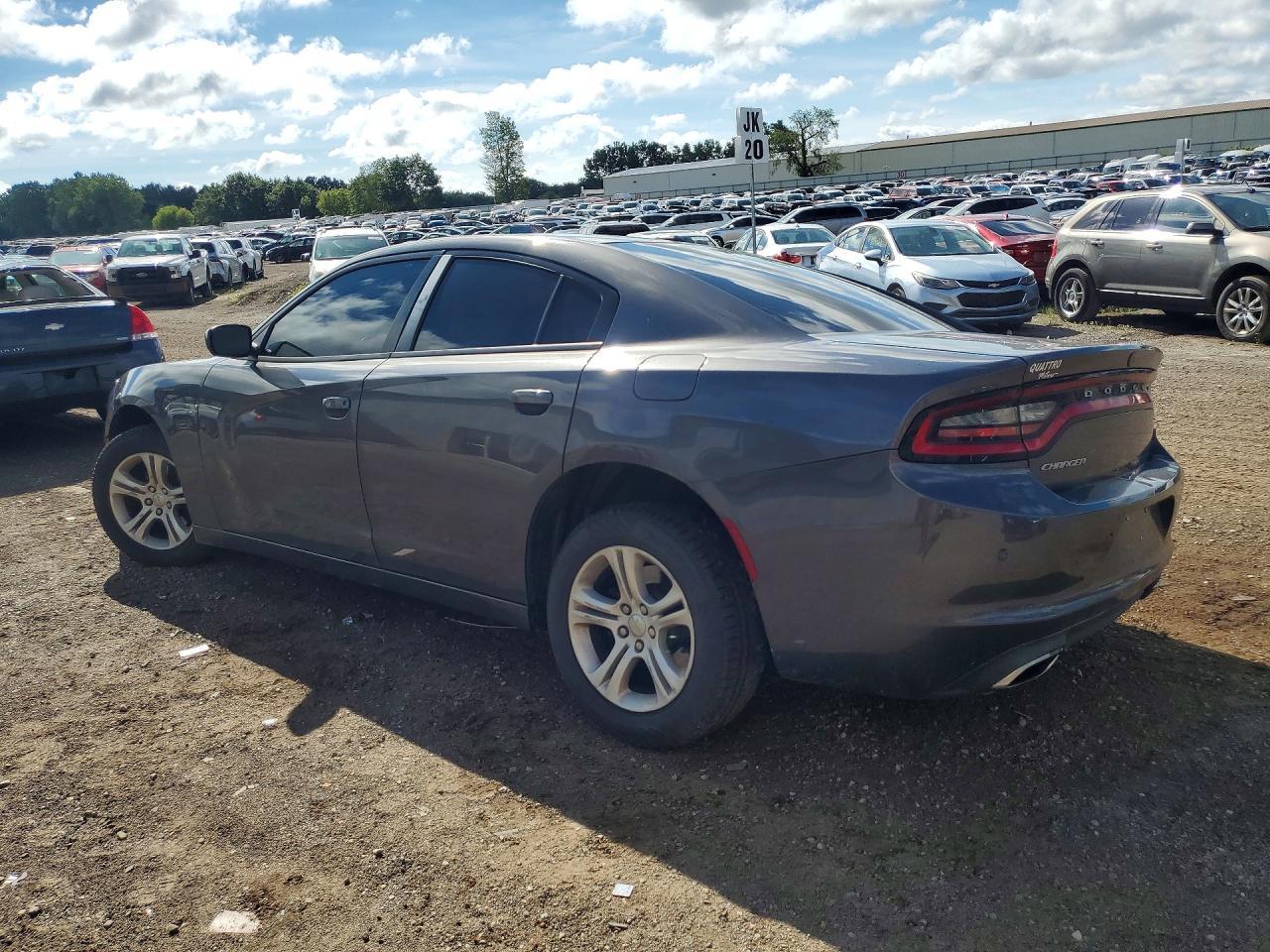 2020 Dodge Charger Sxt - zdjęcie 2