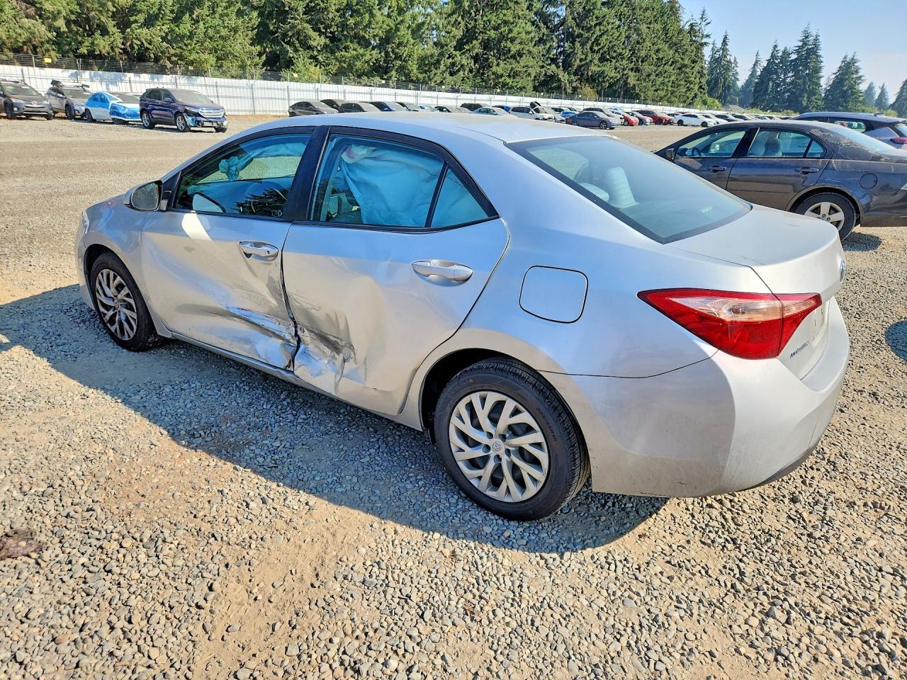 2018 Toyota Corolla Le - zdjęcie 2