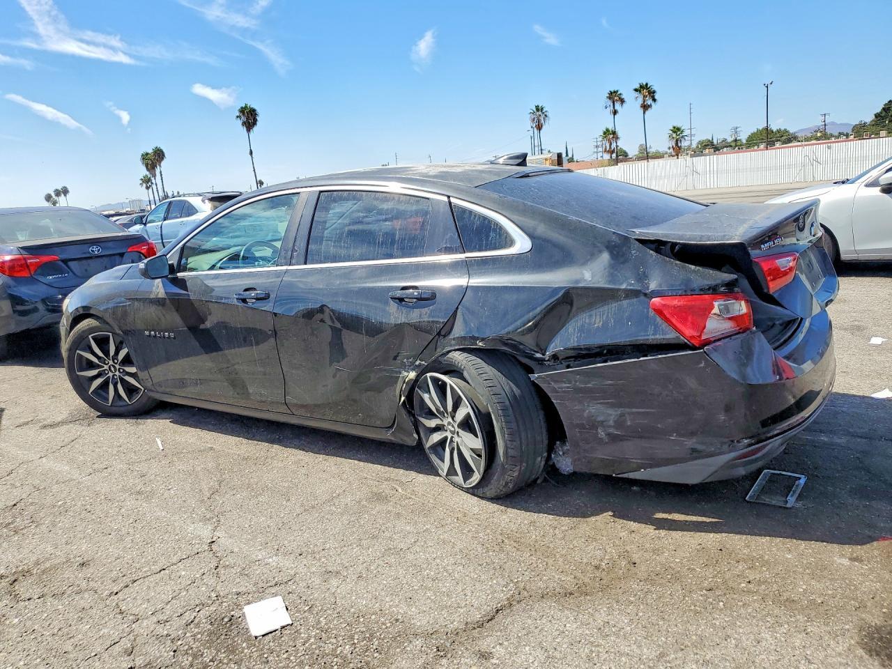 2017 Chevrolet Malibu Lt - zdjęcie 2