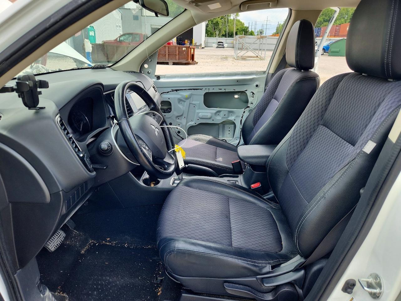 2015 Mitsubishi Outlander Se - zdjęcie 7