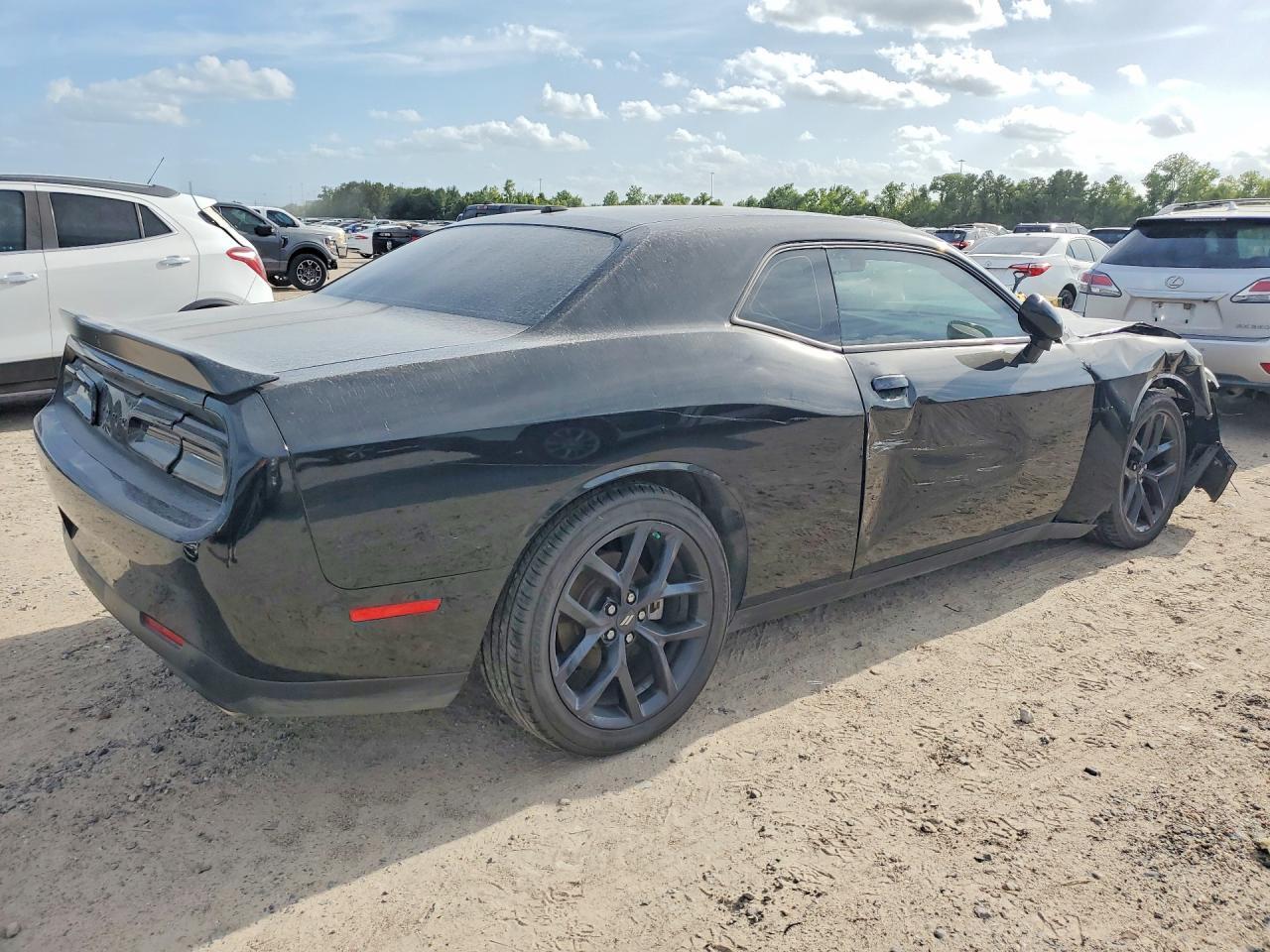 2022 Dodge Challenger R/T - zdjęcie 3