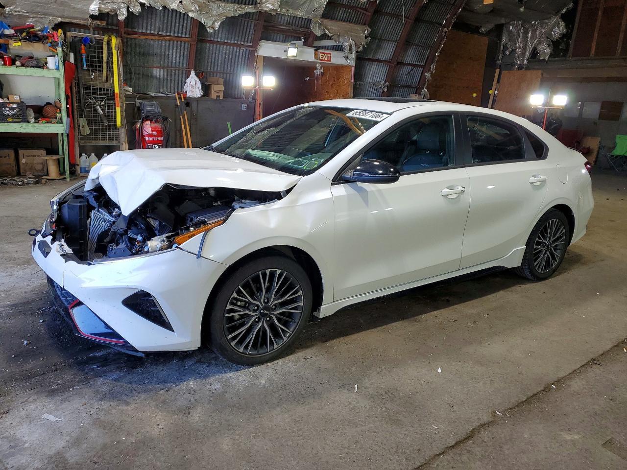 2023 Kia Forte Gt Line - zdjęcie główne