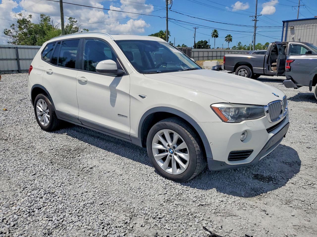 2017 BMW X3 Sdrive28I - zdjęcie 4