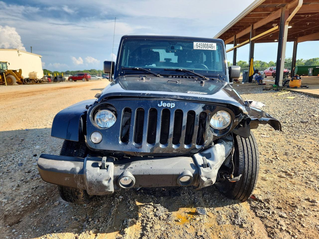 2015 Jeep Wrangler Sahara - zdjęcie 5