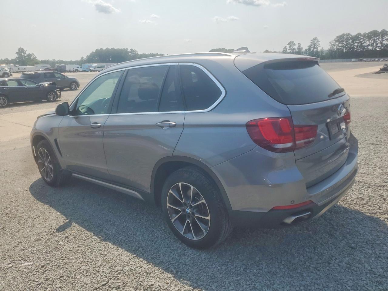 2018 BMW X5 xDrive35I - zdjęcie 2