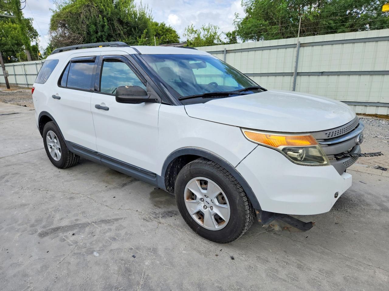 2013 Ford Explorer - zdjęcie 4