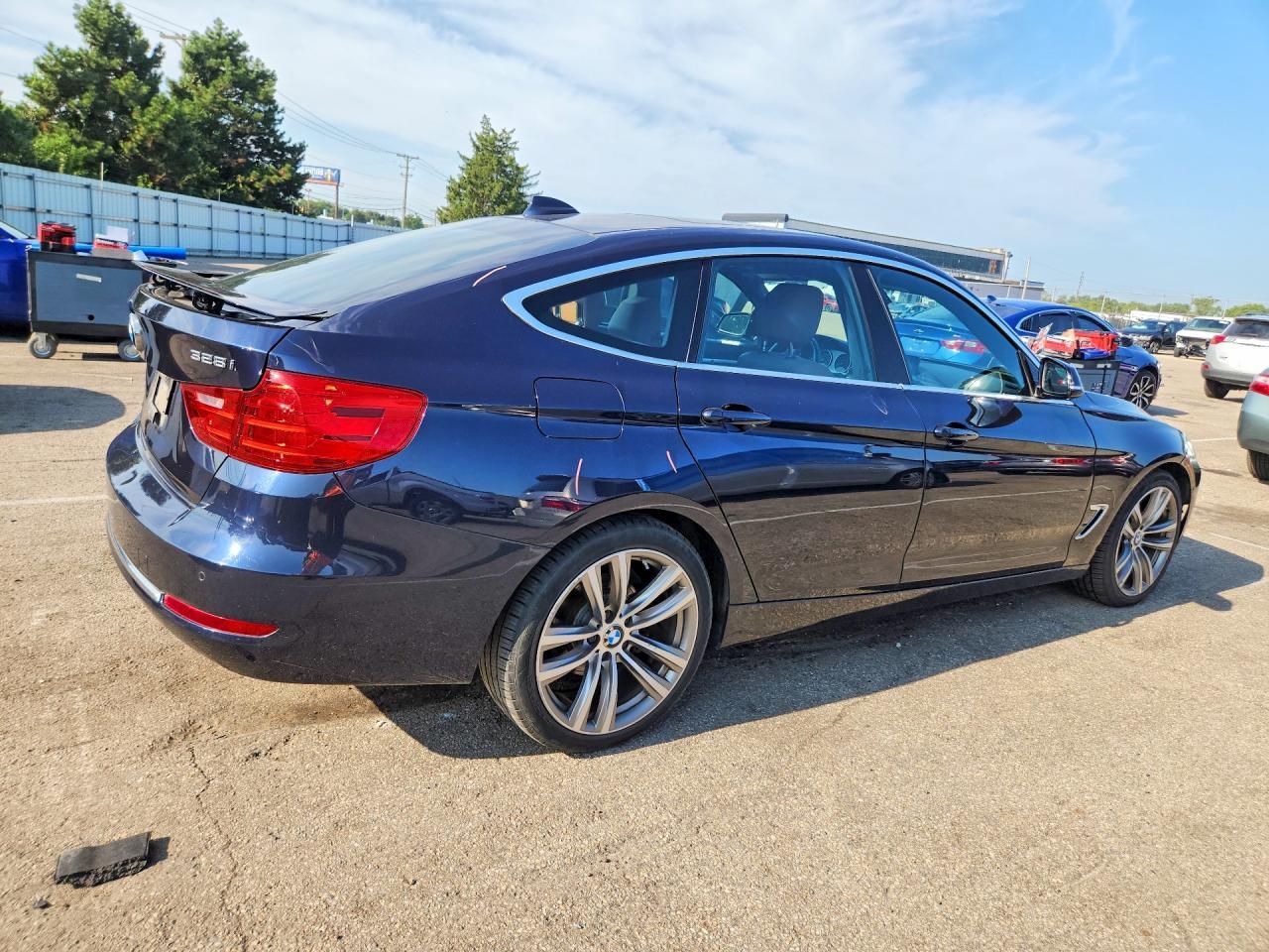 2016 BMW 328 Xigt Sulev - zdjęcie 3