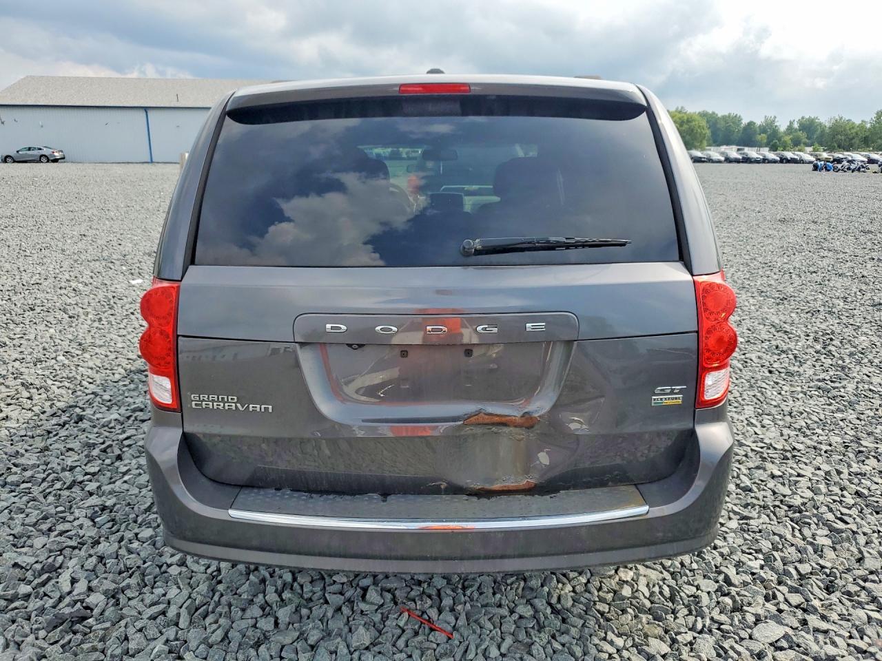 2018 Dodge Grand Caravan Gt - zdjęcie 6