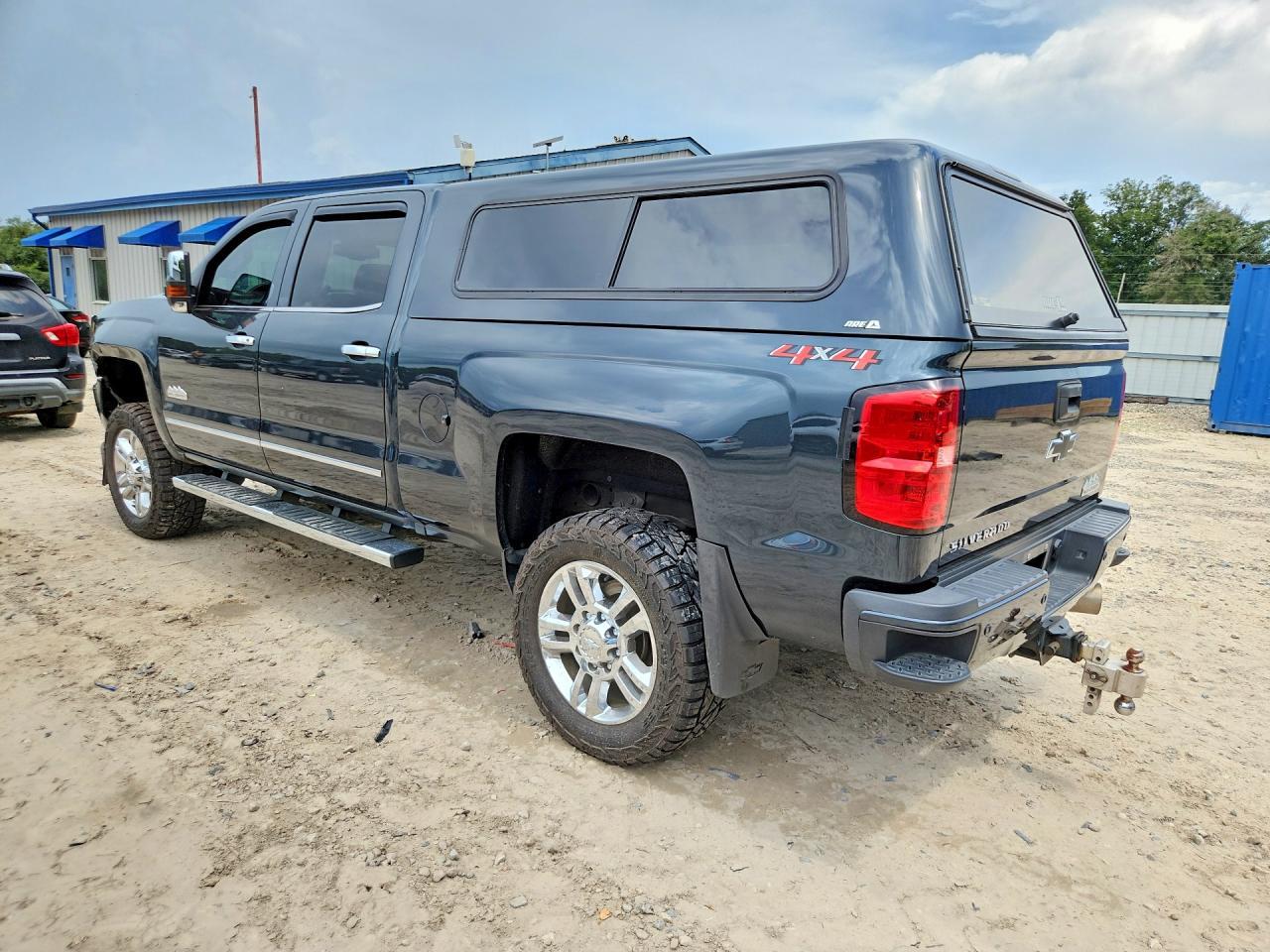 2019 Chevrolet Silverado K2500 High Country - zdjęcie 2