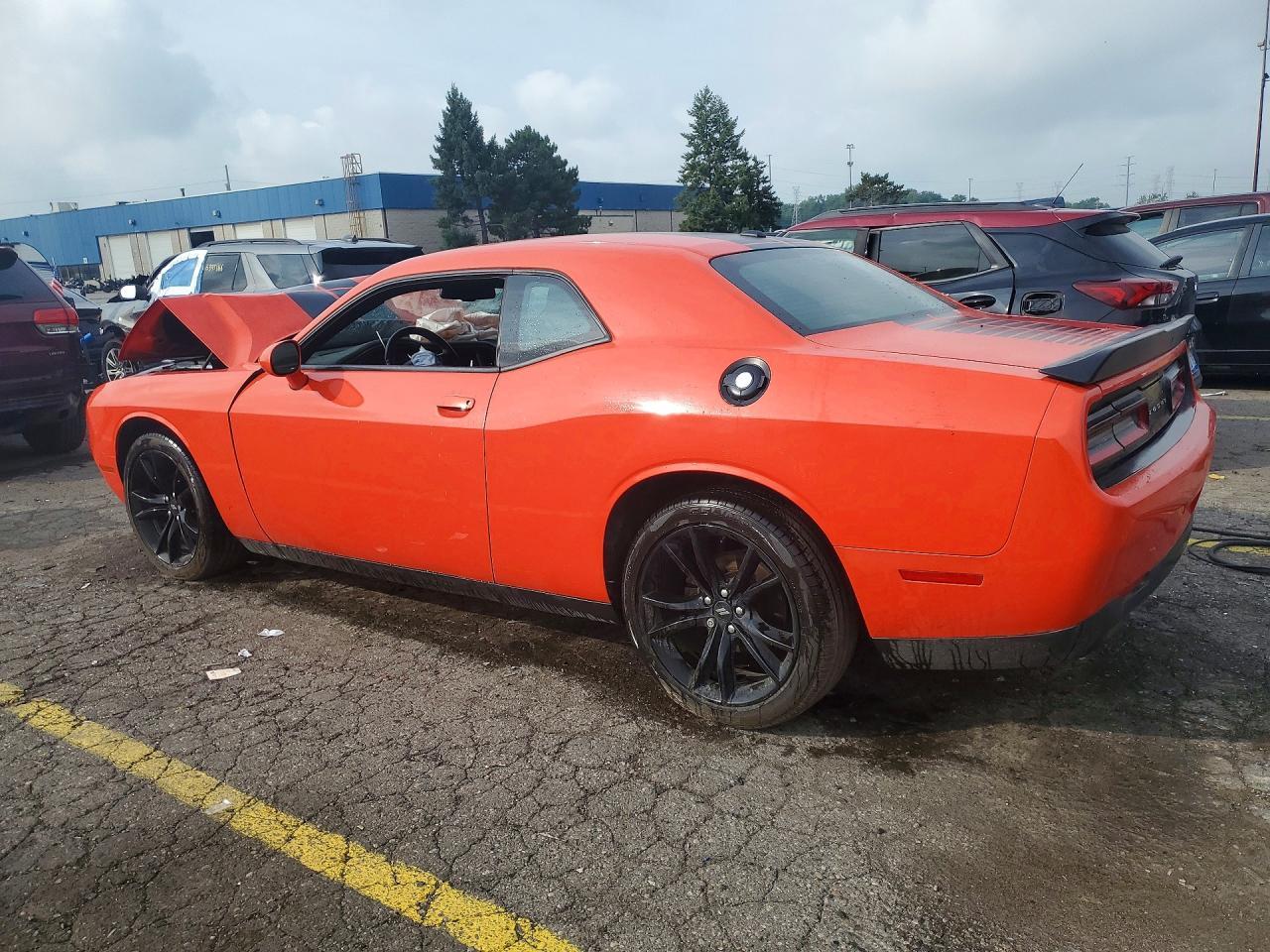 2017 Dodge Challenger Sxt - zdjęcie 2