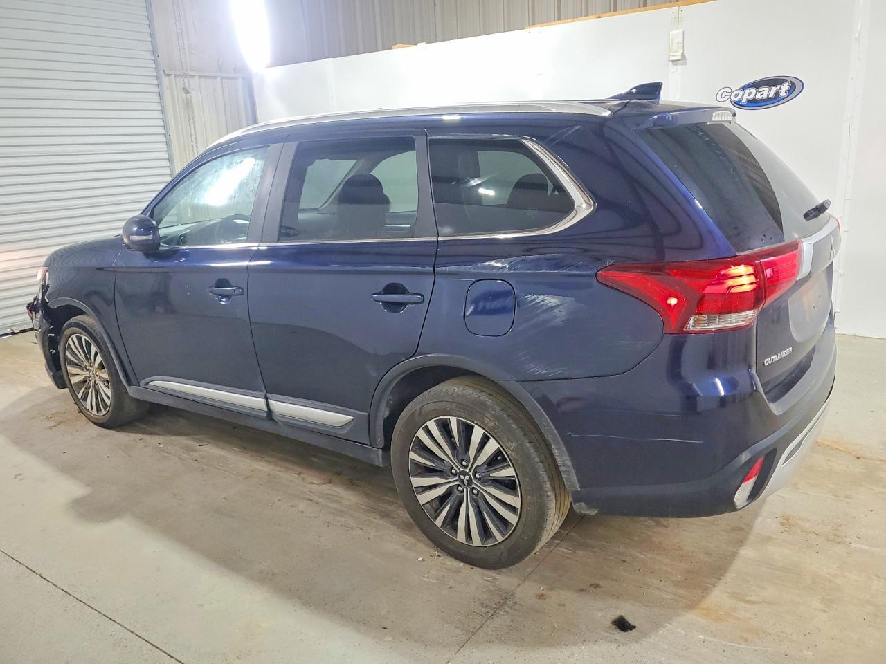 2020 Mitsubishi Outlander Se - zdjęcie 2