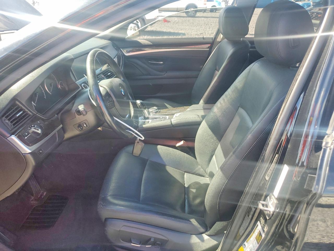 2015 BMW 528 I - zdjęcie 7