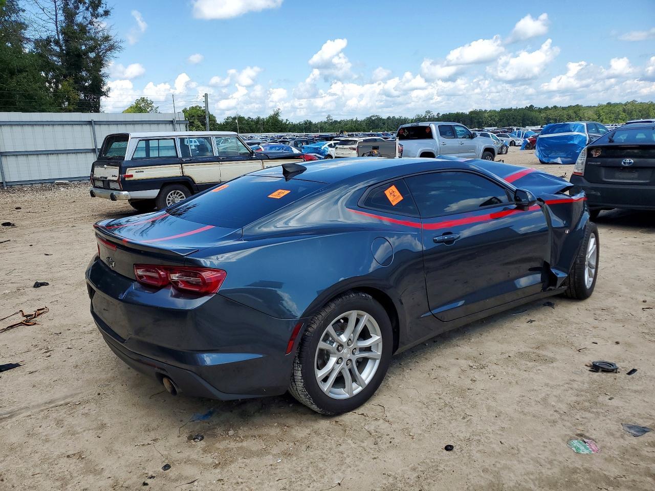 2022 Chevrolet Camaro Ls - zdjęcie 3