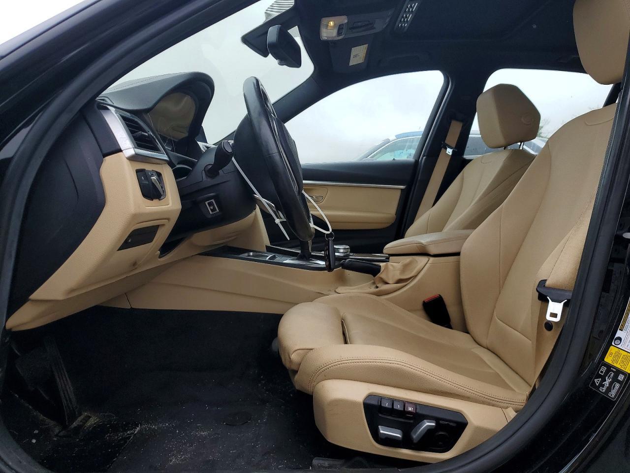 2018 BMW Seria 3 330i - zdjęcie 7