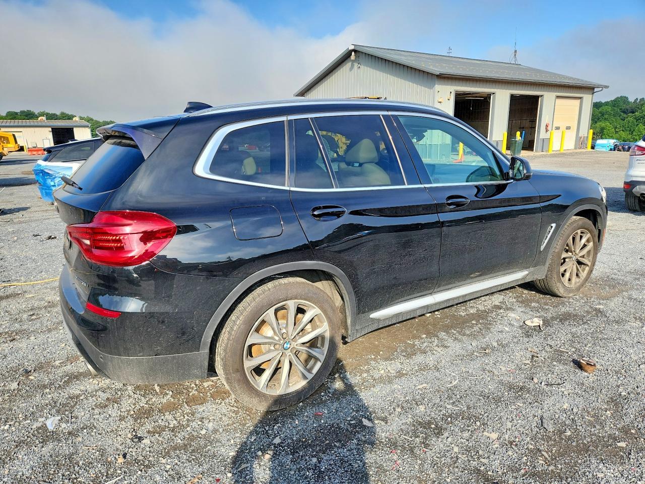 2019 BMW X3 xDrive30I - zdjęcie 3