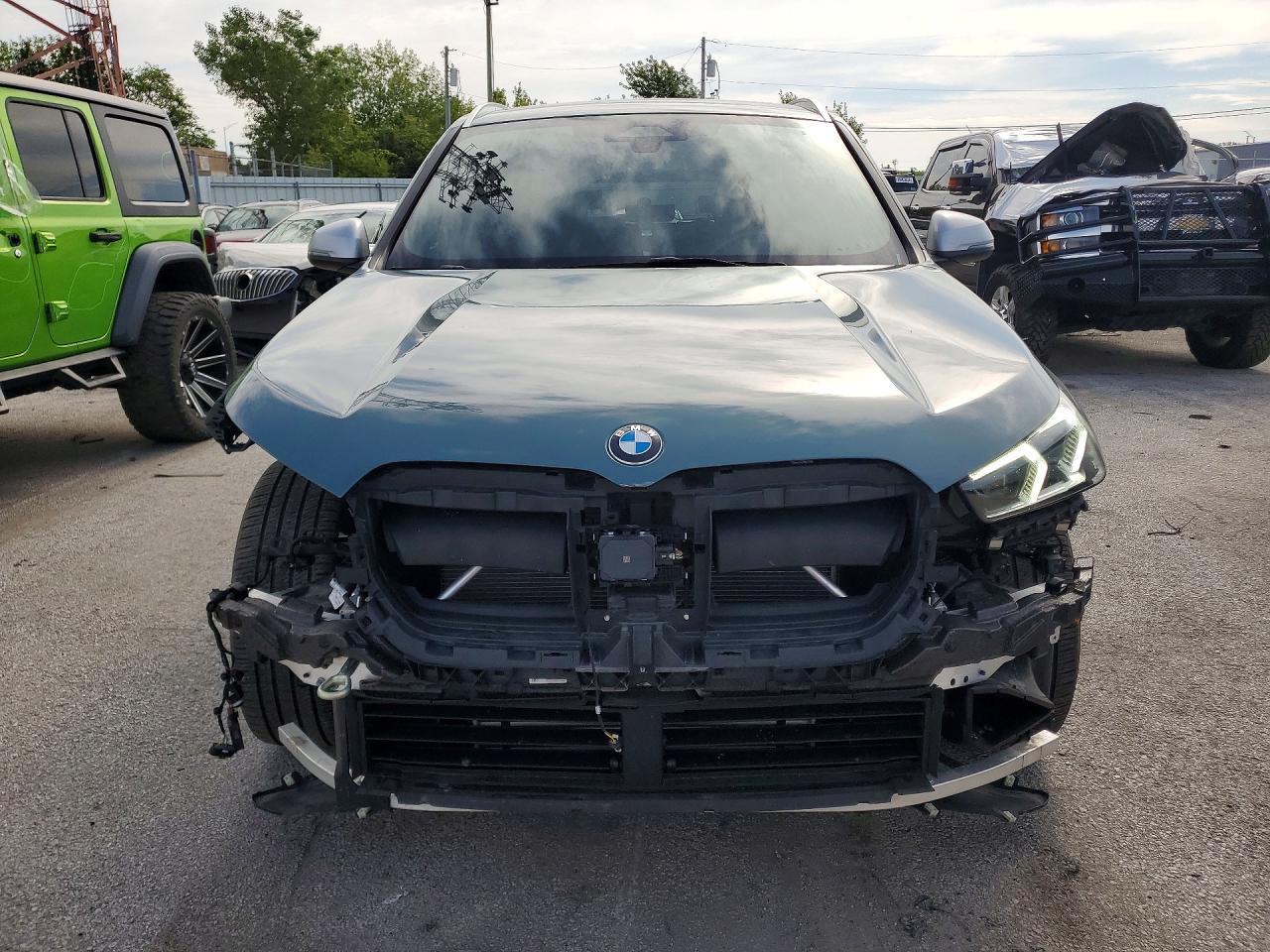 2023 BMW X1 xDrive28I - zdjęcie 5