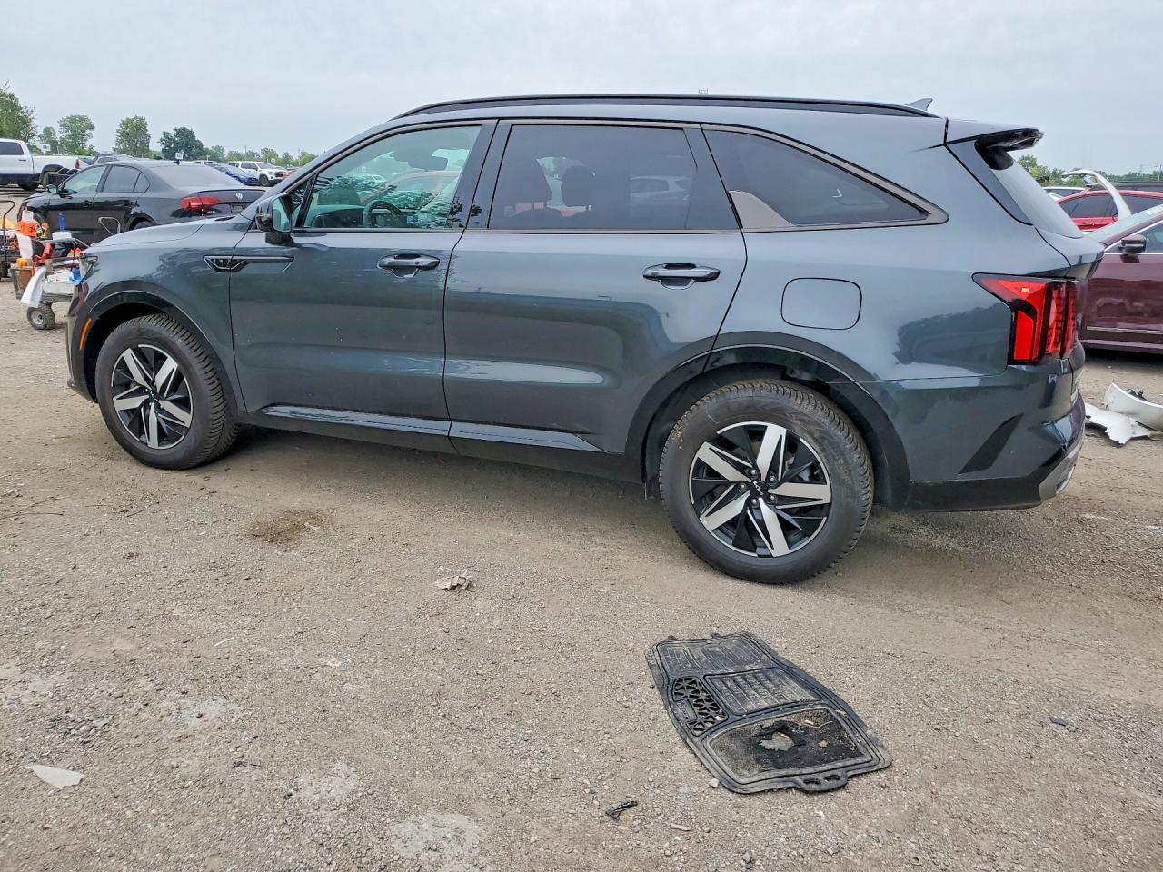 2023 Kia Sorento S - zdjęcie 2