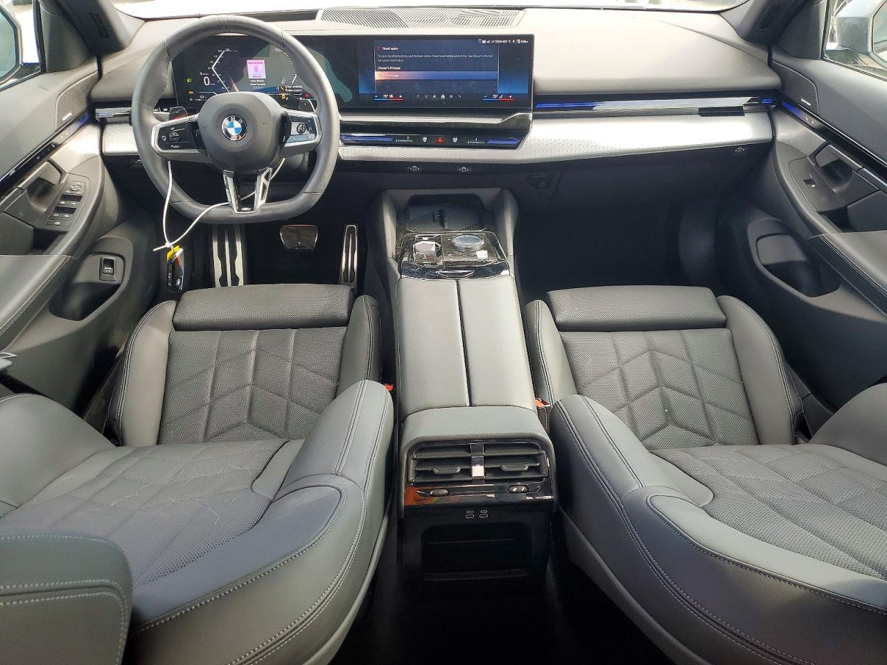 2024 BMW 530 I - zdjęcie 8